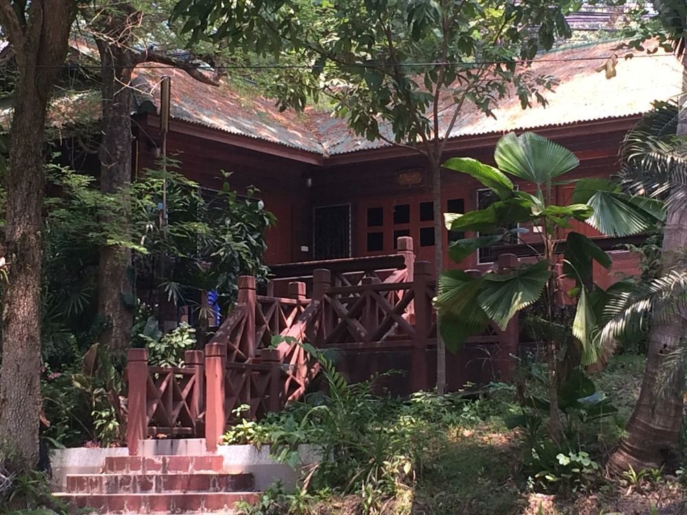 Ban Suan Klang Muang Resort Mae Hong Son Exterior foto