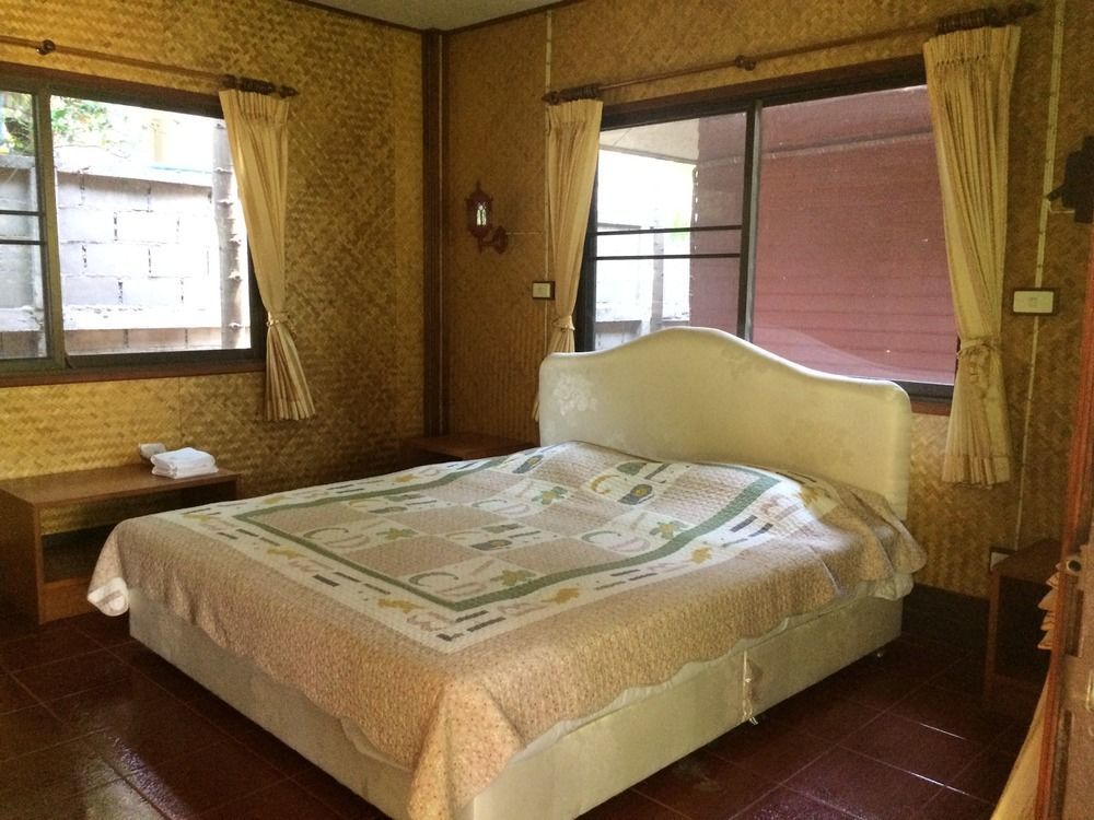 Ban Suan Klang Muang Resort Mae Hong Son Exterior foto